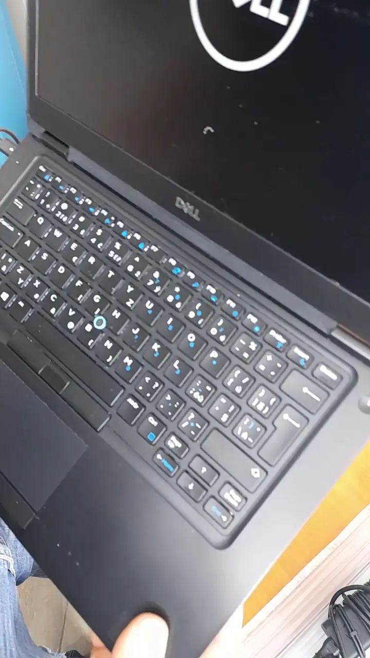 Dell Latitude 5490 14" Intel Core i5-8350U 1.70 GHz 8 GB / 256 GB SSD NVMe / Windows 11 Pro