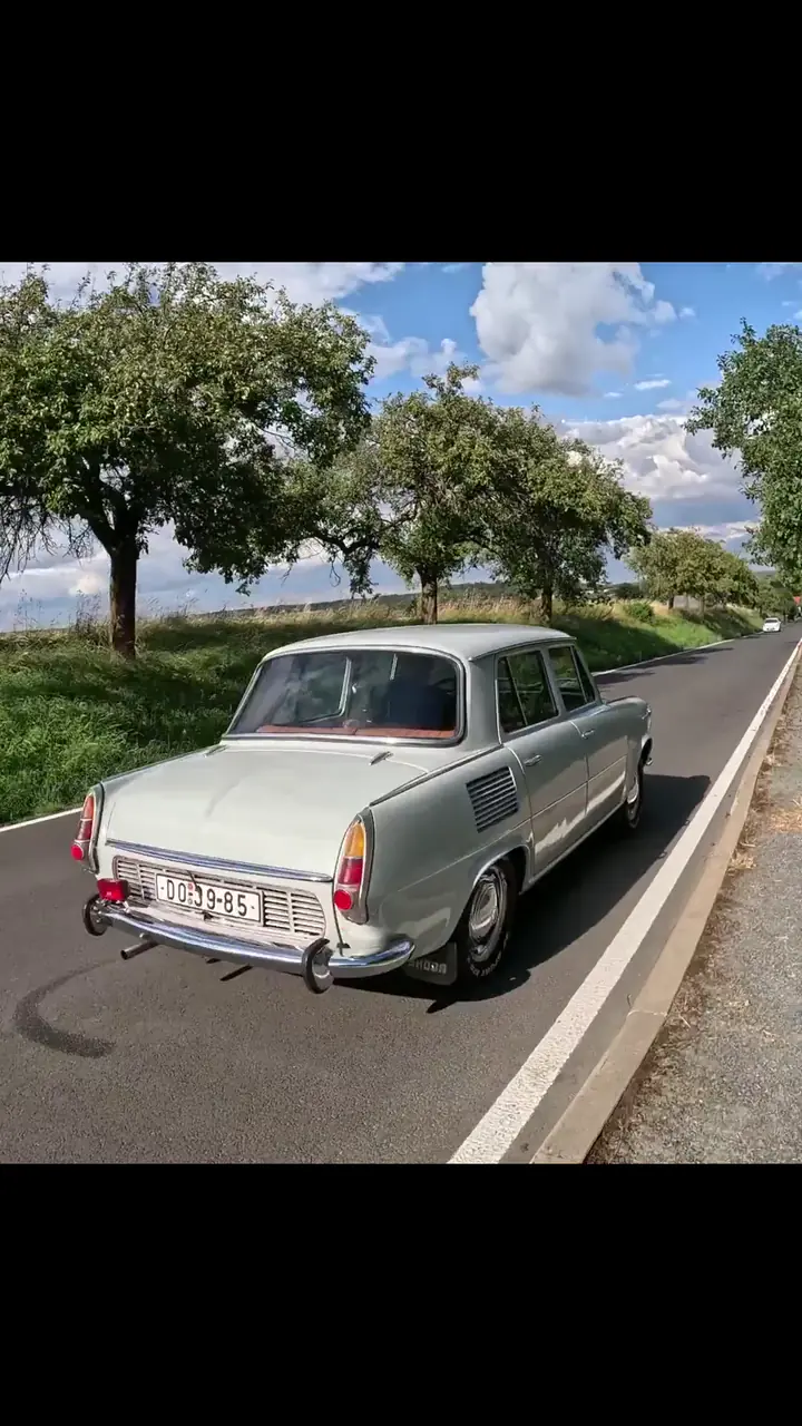 Škoda 1100 MB