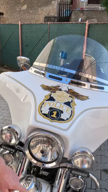 Harley-Davidson v policejní edici, bílá 1995 Evo 1340